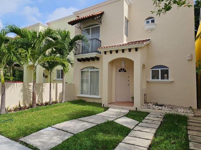 Casa en renta Supermanzana 51, Cancún