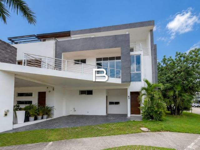 Casa en renta Supermanzana 326, Cancún