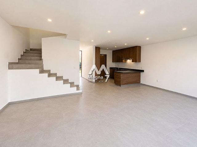 Casa en renta San Agustín, Tlajomulco De Zúñiga, Región Centro, Jalisco, 45051, México