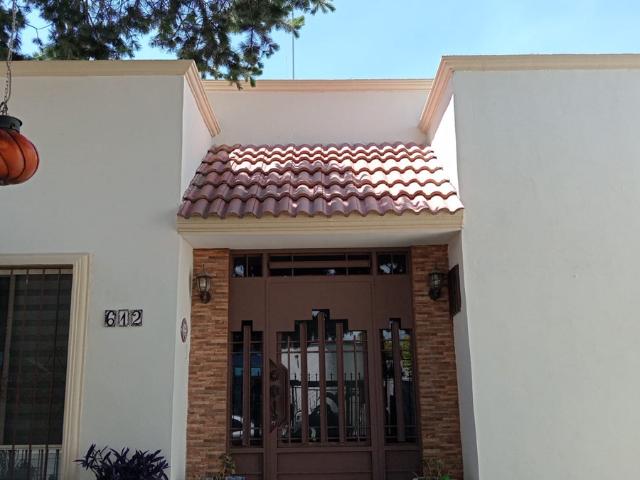 Casa en RENTA SAN AGUSTIN 3 habitaciones en planta baja