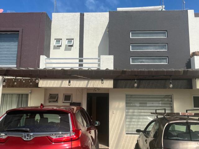Casa en renta San Bernardino Tlaxcalancingo, San Andrés Cholula, Puebla, 72821, México