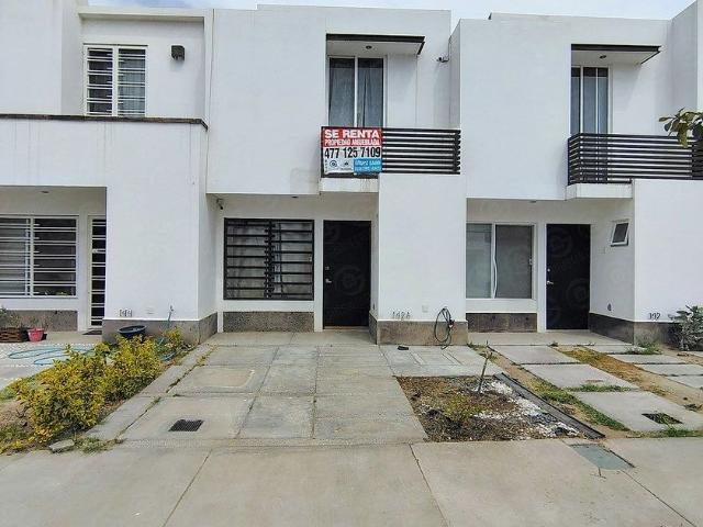 Casa en renta San Carlos La Roncha, León, Guanajuato, 37544, México