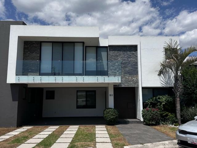 Casa en renta San Juan Cuautlancingo Centro, Cuautlancingo