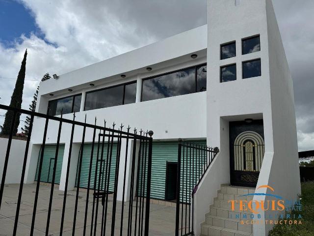 casa en renta san juan del río 3 amplias recámaras baño propio | malvarrosa
