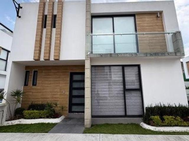 Casa en renta San Lorenzo Tepaltitlán Centro, Toluca