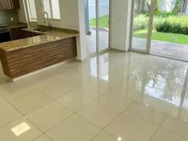 Casa En Renta San Martin Del Tajo / 3 Habitaciones 5 Baños