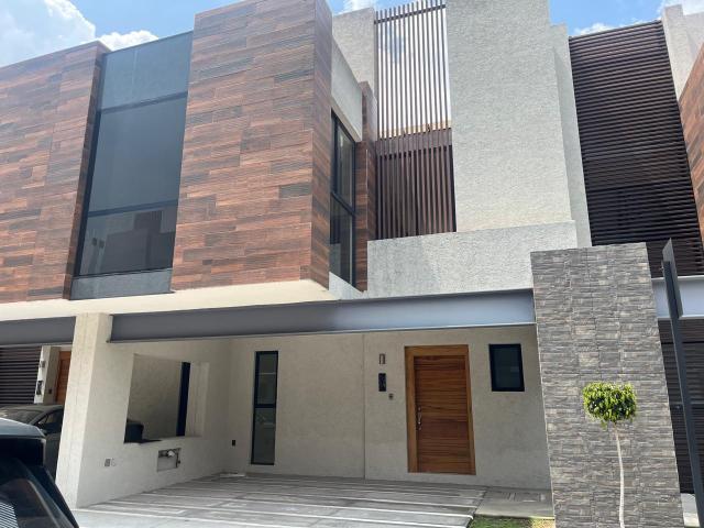 Casa en renta, San Mateo Atenco, Edo. Mex