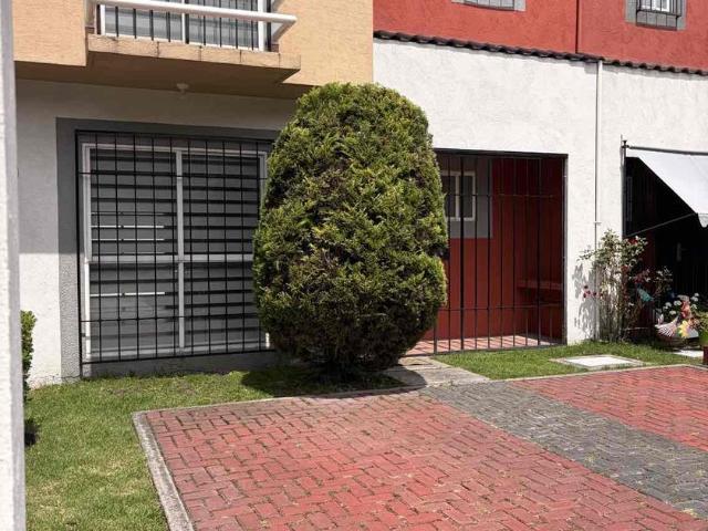 Casa en renta San Mateo Otzacatipan, Toluca