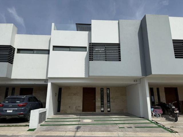 Casa en renta San Pedro Tlaquepaque, Región Centro, Jalisco, 45647, México