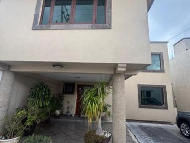 Casa en renta Santa María Totoltepec, Toluca