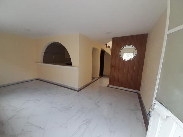 Casa en renta Santa Ana Tlapaltitlán, 50168 Santa Ana Tlapaltitlán, Estado De México, México