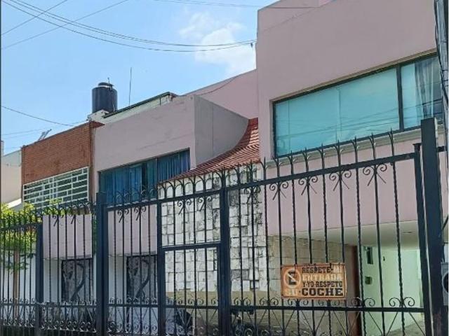 Casa en renta Santa Ana Tlapaltitlán, Toluca