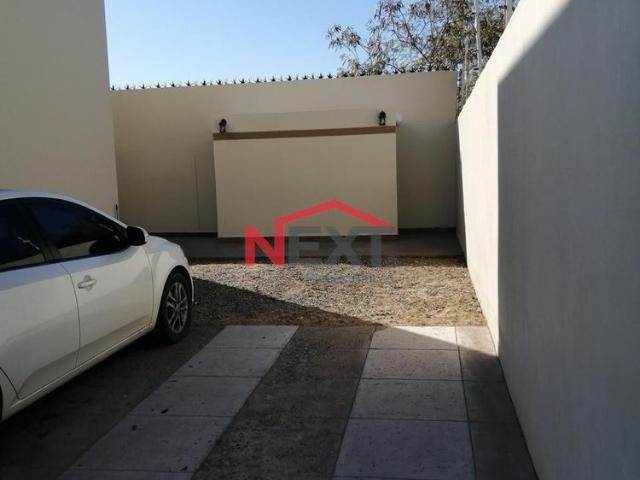 CASA EN RENTA SANTA BARBARA RESIDENCIAL