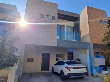 Casa en Renta Santa Catarina