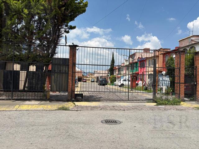 CASA EN RENTA SAUCES IV, TOLUCA ESTADO DE MEXICO