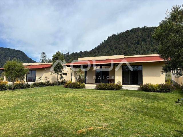 CASA EN RENTA SAUCOS CON MUEBLES