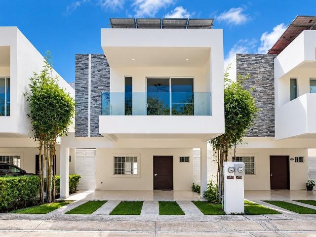 Casa en renta Selvanova Coto 4 A en renta