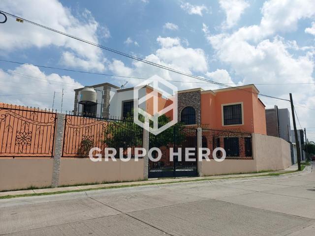 Casa en Renta Semiamueblada Hacienda el C?bano