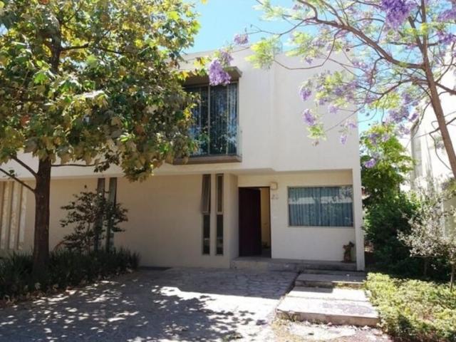 Casa en renta Senda Del Pino, Bosques Vallarta, San Juan De Ocotán, Zapopan, Región Centro, Jalisco, 45222, México