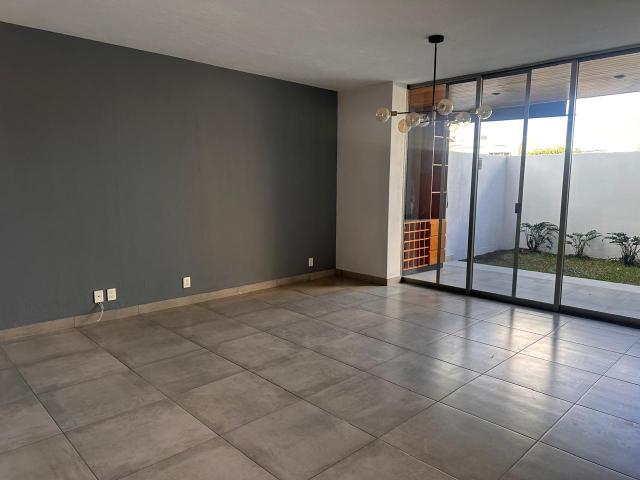 Casa en Renta Soare Acanthia, Solares Residencial dentro de coto