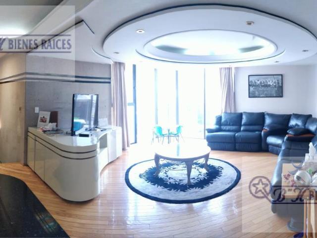 Casa en Renta, Tecamachalco Amueblada, Amplia y a un Paso de las Lomas