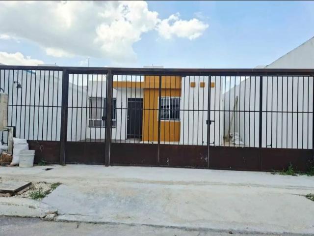 Casa en renta Tixcacal Opichen, Mérida, Yucatán