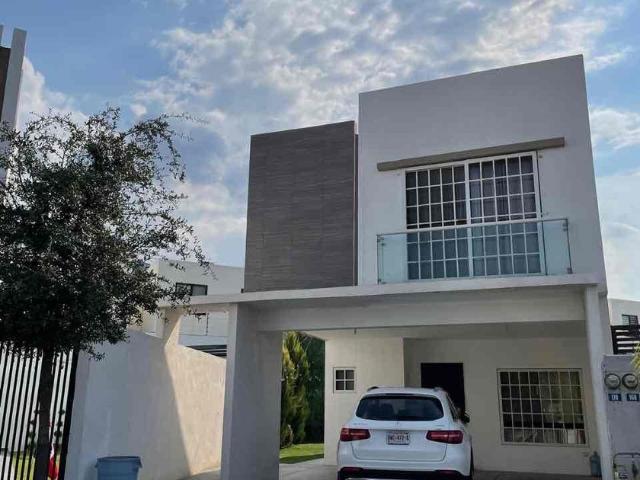Casa en renta Topacio 120, Dominio Cumbres, Mitras Poniente, Nuevo León, México