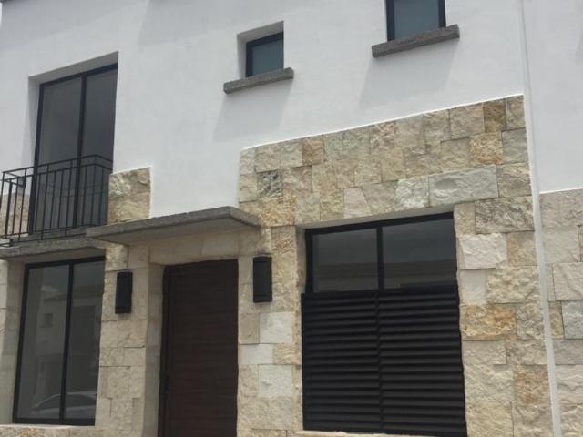 Casa en renta Torre De Piedra Providencia, Avenida Euripides, El Refugio, Querétaro, México