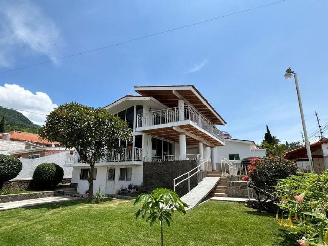 Casa en renta Toño Palafox, Raquet Club, San Juan Cosalá, Jalisco, México