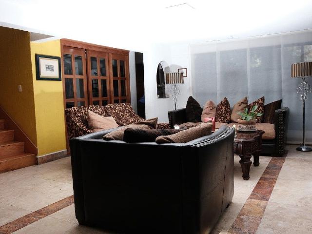 Casa en RENTA, ubicada en Ciudad Satélite Cod.Sr539