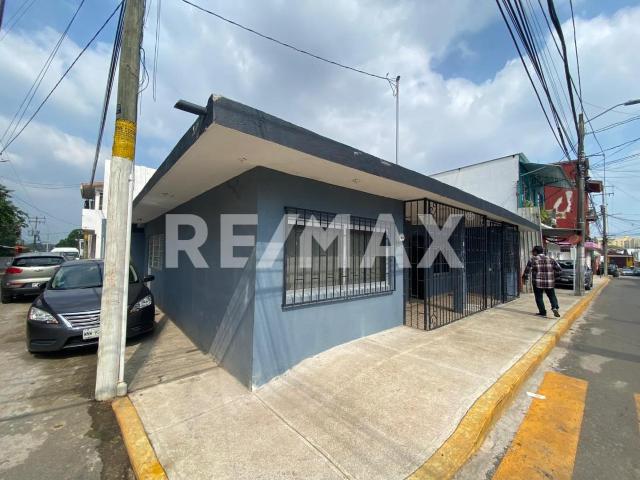 CASA EN RENTA UBICADA EN ATASTA