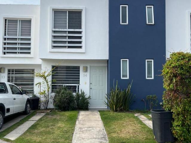 Casa en Renta ubicada en Dal? Residencial, San Francisco Coronango