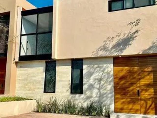 Casa En Renta Ubicada En El Fraccionamiento Altozano