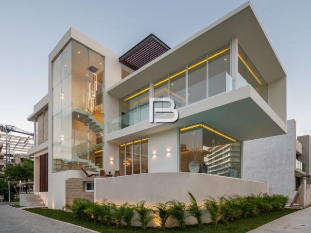 Casa en Renta ubicada en La Marina Puerto Canc?n