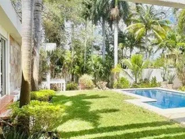 Casa En Renta Un Solo Nivel Paneles Solares Alberca Privada