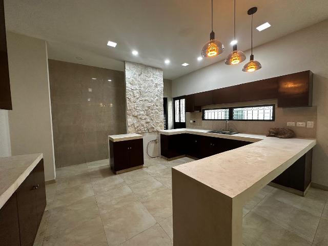 Casa en renta una sola planta 2 recámaras