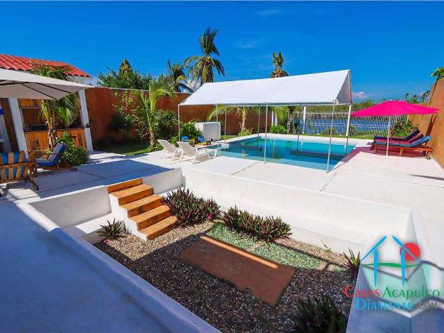 Casa en renta vacacional con 4 recámaras y terraza con alberca privada