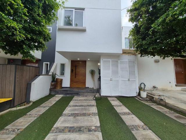Casa en renta Vallarta San Ignacio, Jocotán, San Juan De Ocotán, Zapopan, Región Centro, Jalisco, 45029, México