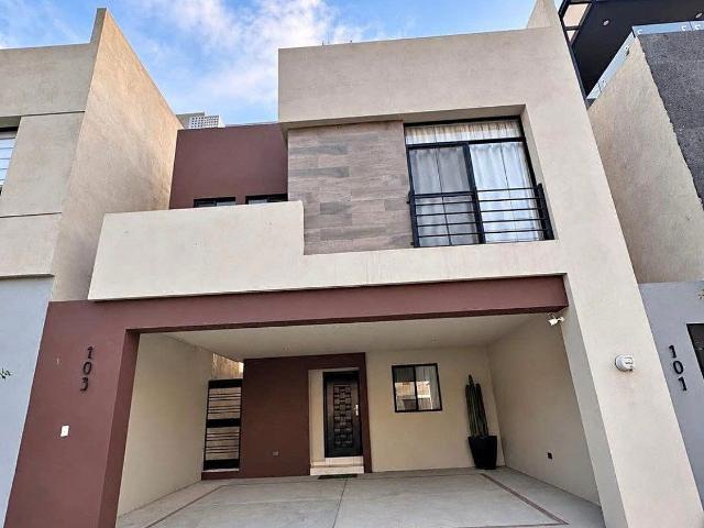 CASA EN RENTA VALLE DE CUMBRES, GARCIA