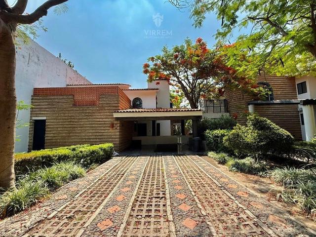 casa en renta valle real
