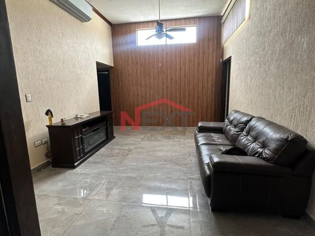 CASA EN RENTA VILLAS VERGEL I