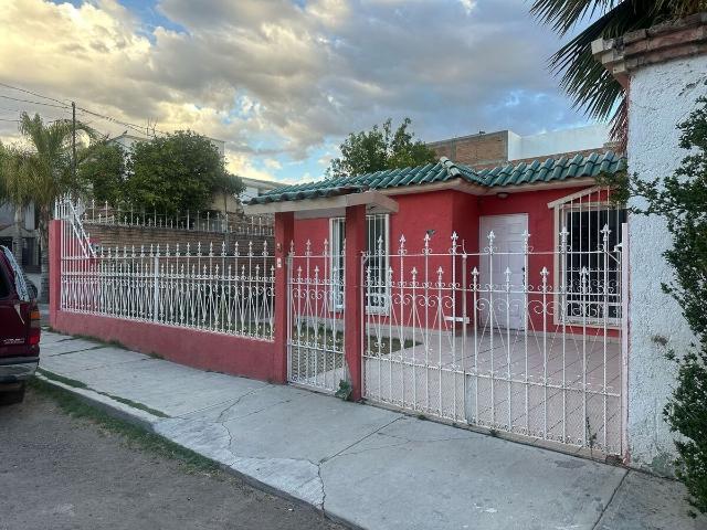 Casa en RENTA Villas de San Francisco
