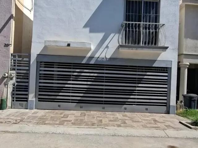 CASA EN RENTA VILLAS DEL SOL