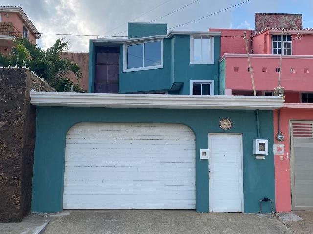 Casa en renta y/o veta sobre Av. Lázaro Cárdenas Centro Coatzacoalcos