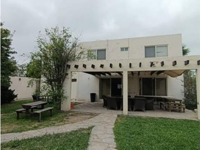 CASA EN RENTA ZUAZUA PORTAL DEL NORTE