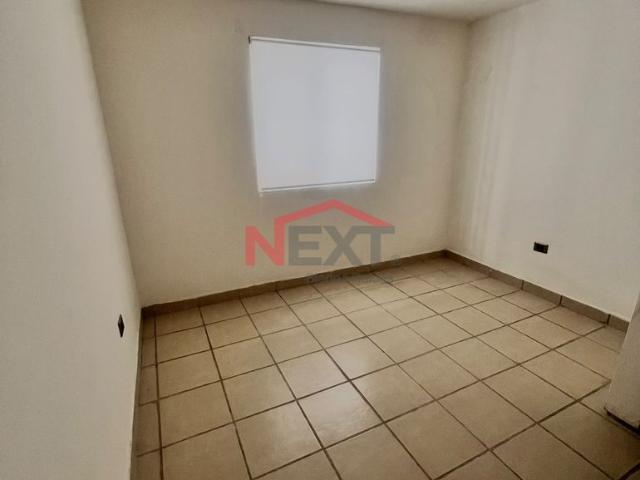 Casa en Renta, Zona COMERCIAL, 1 PISO, 4 ESPACIOS