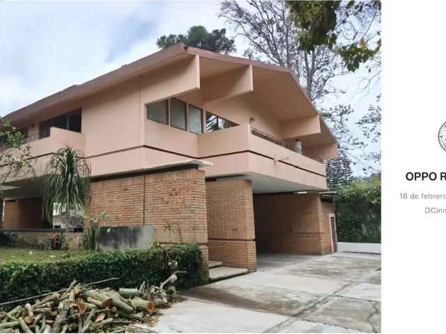 Ideal para clínica, negocio, oficinas, escuela. Casa en Renta Zona Berros