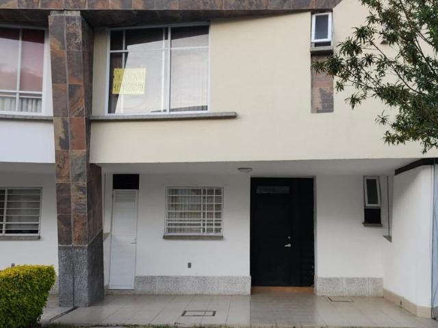 CASA EN RENTA ZONA NORTE_CAÑADA DIAMANTE