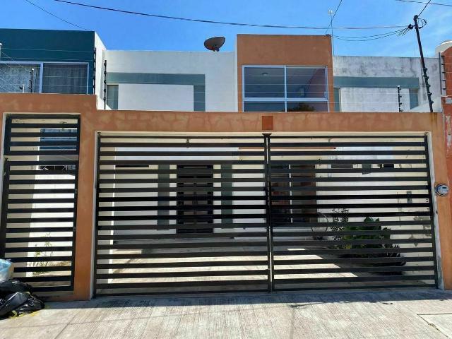 CASA EN RENTA