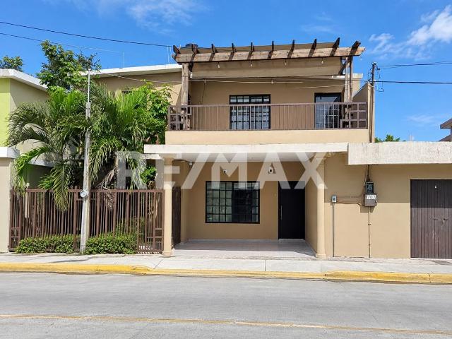 CASA EN RENTA